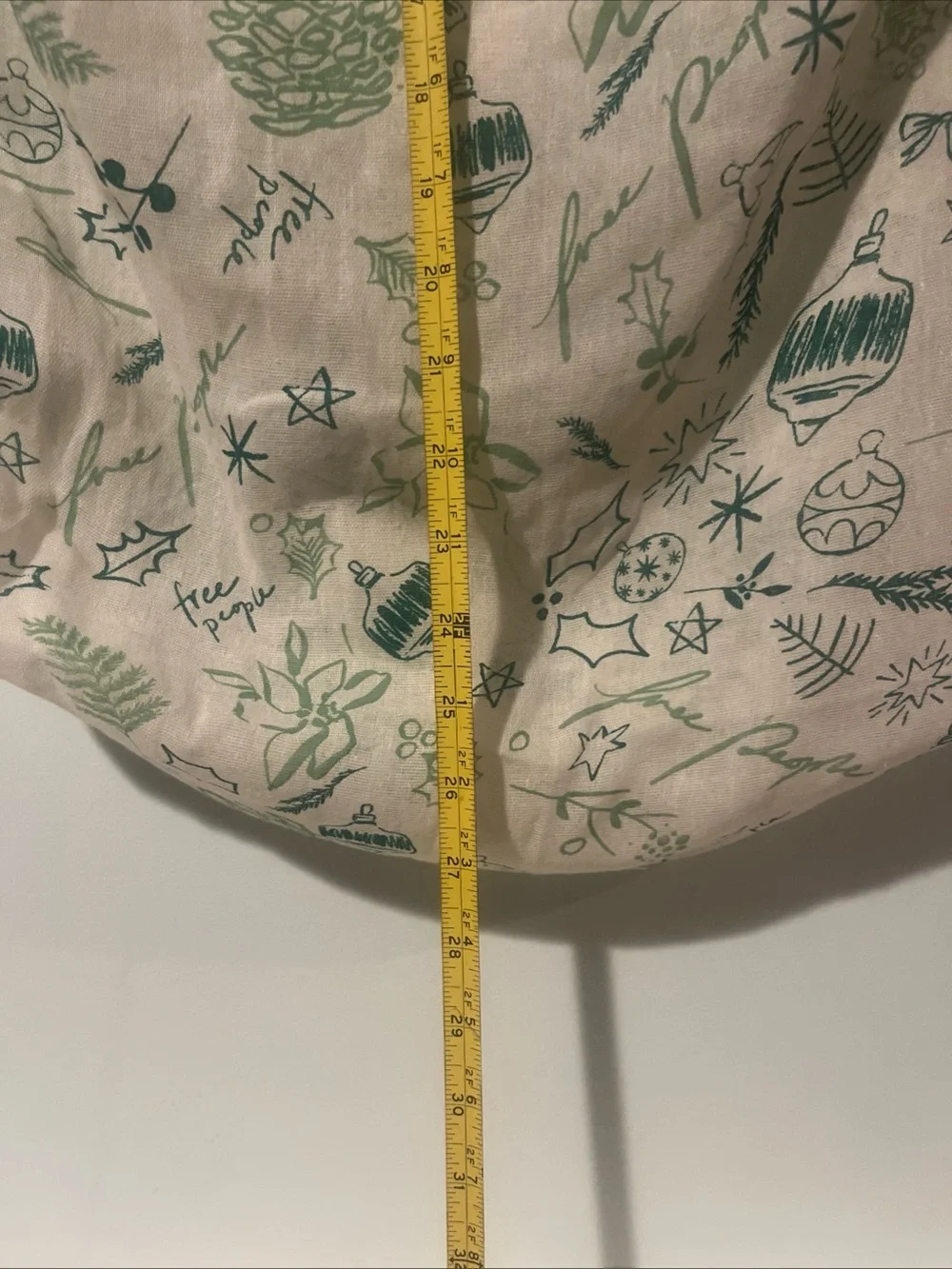 Free People Christmas Holiday Print Shoulder Bag Tote Lightweight Green White